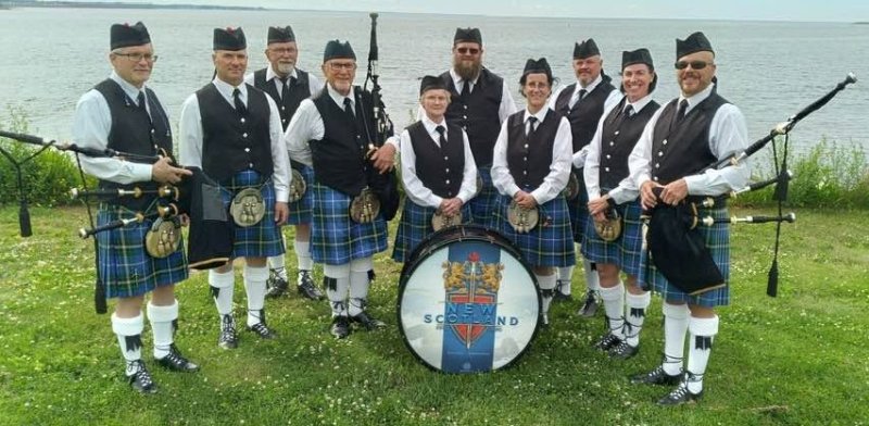 New Scotland Pipes & Drums